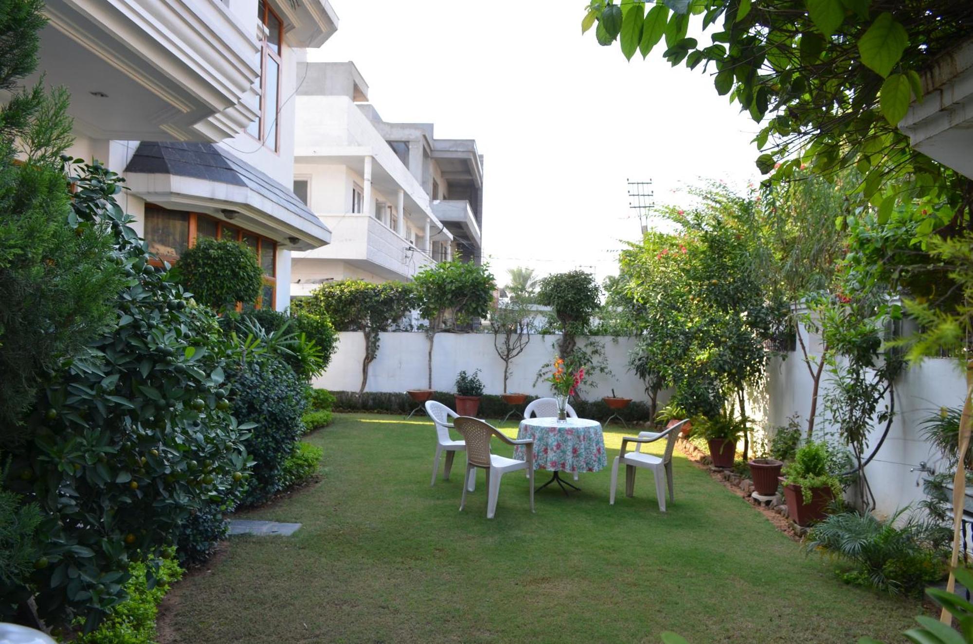 Sandy'S Homestay Jammu Esterno foto