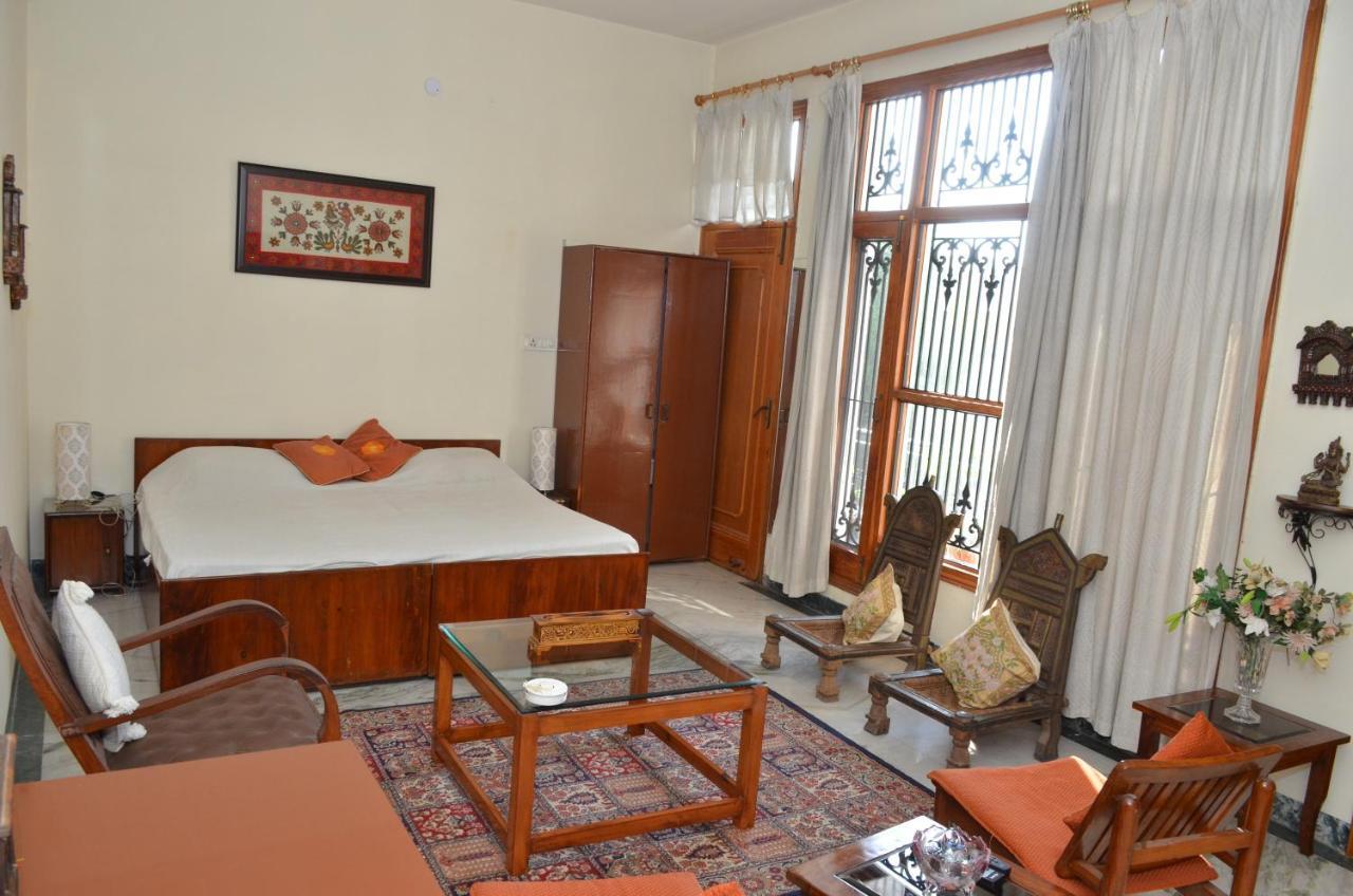 Sandy'S Homestay Jammu Esterno foto